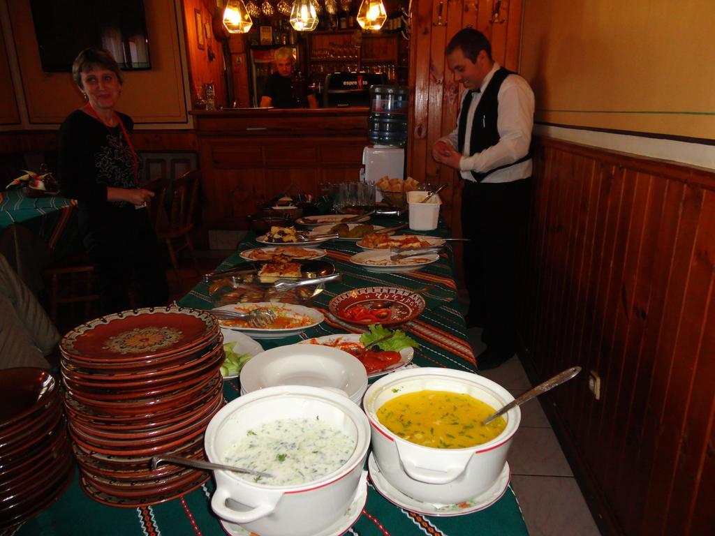 Chuchura Family Hotel Koprivshtitsa Esterno foto