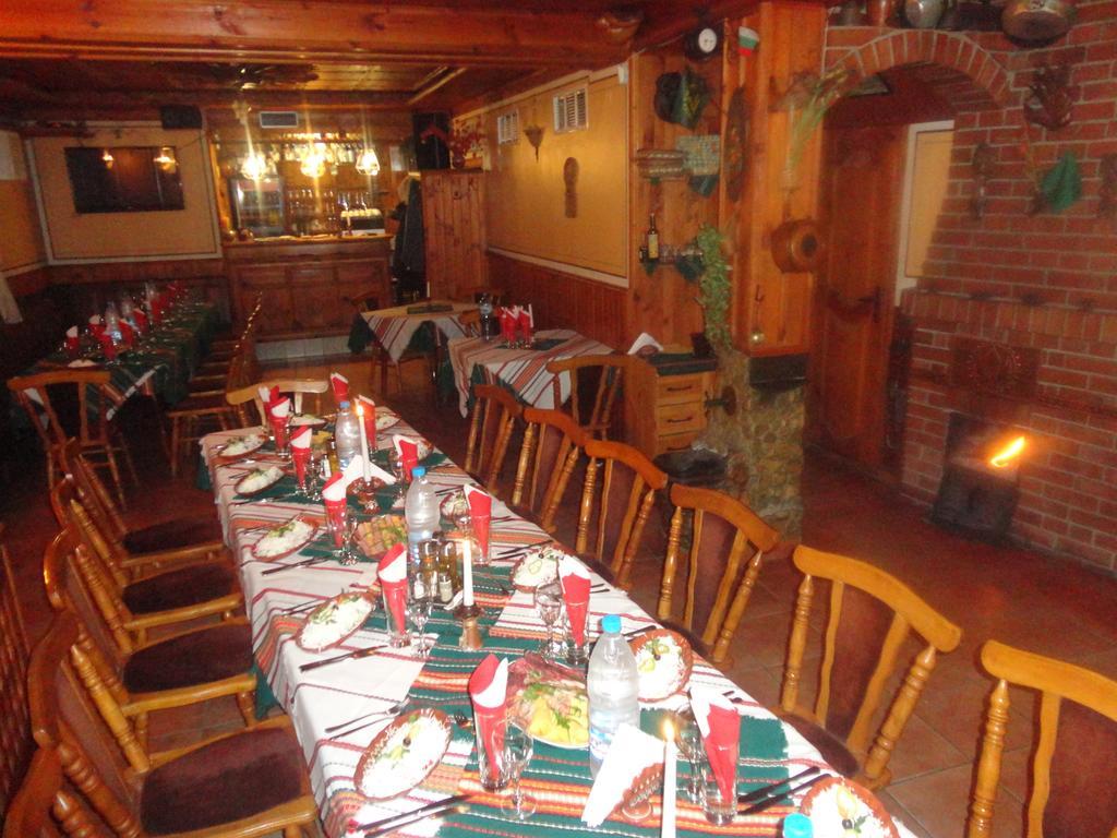 Chuchura Family Hotel Koprivshtitsa Esterno foto