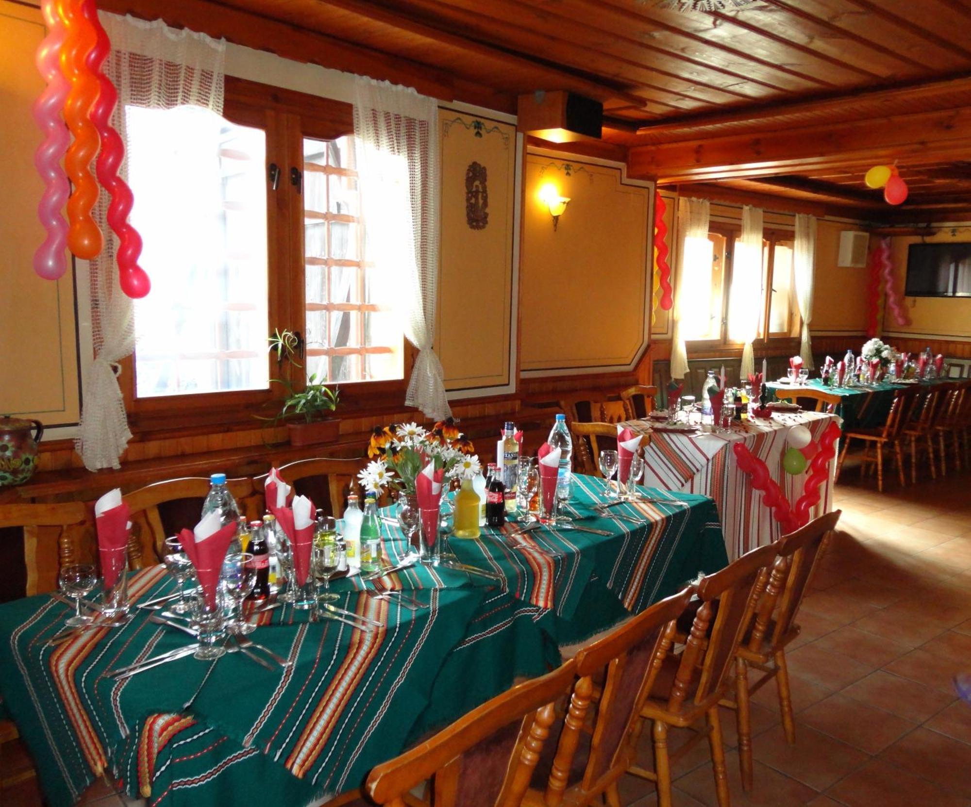 Chuchura Family Hotel Koprivshtitsa Esterno foto